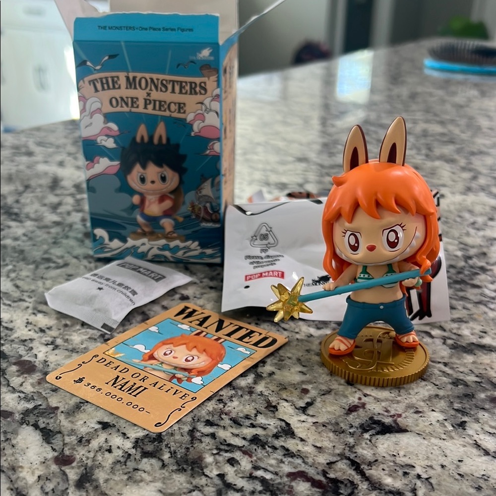 The Monsters x One Piece - Nami Figurine - Open Box